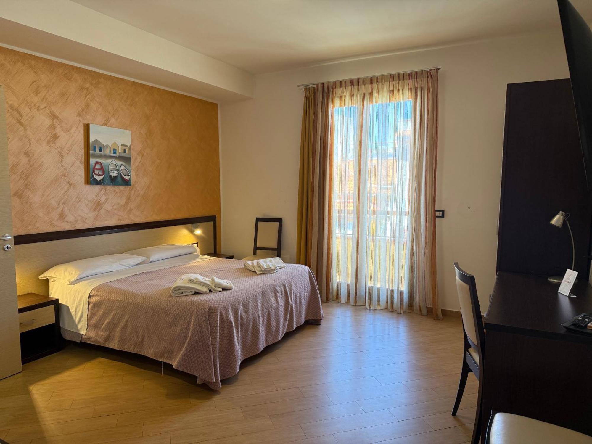 Albergo Perseo Portopalo Di Capo Passero Exterior foto