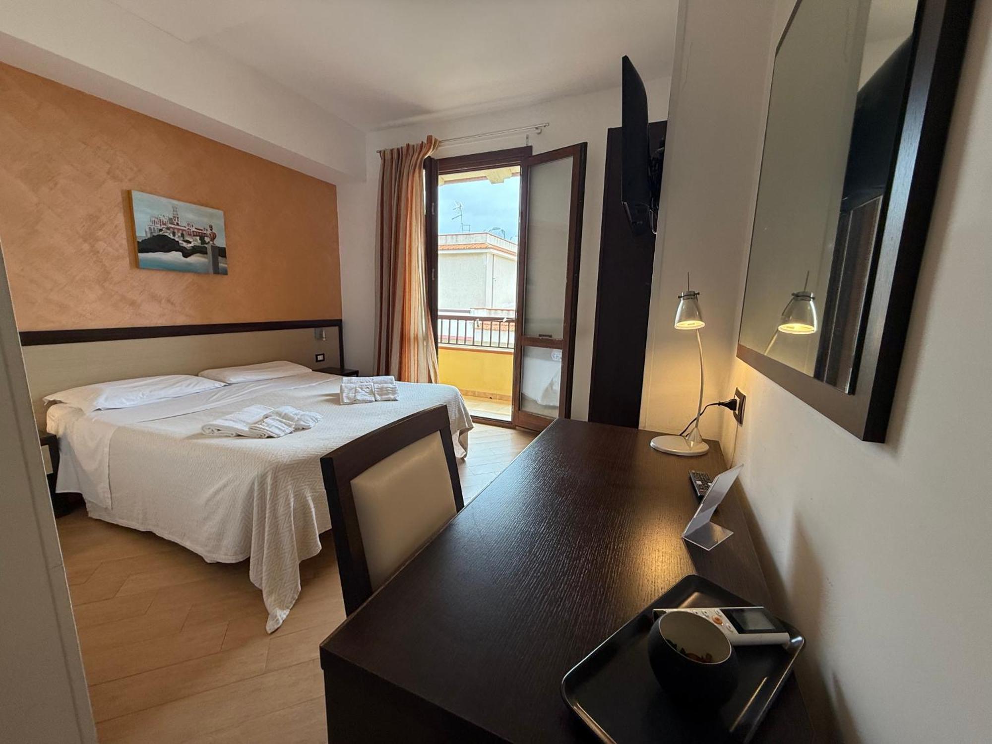 Albergo Perseo Portopalo Di Capo Passero Exterior foto
